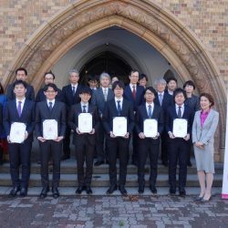 企業で実力を発揮 博士人材 企業研究者としてバージョンアップntt物性科学基礎研究所 高橋陸さん Alpパイロット生 2018年3月修了 北海道大学 博士課程教育リーディング物質科学ambitiousリーダー育成プログラム